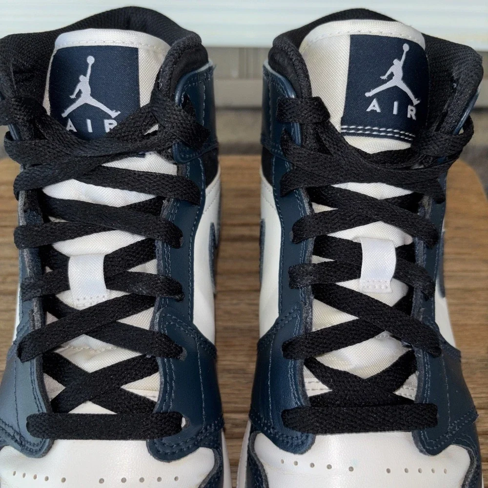 Nike Air Jordan 1 Mid Armory Navy GS Youth 6.5 Retro Sneakers Shoes 554725-411